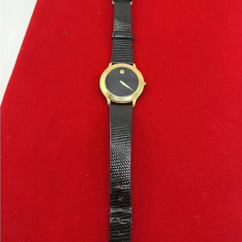Movado Museum Classic Black Gold Tone Quartz Ladies Watch New Battery #152
